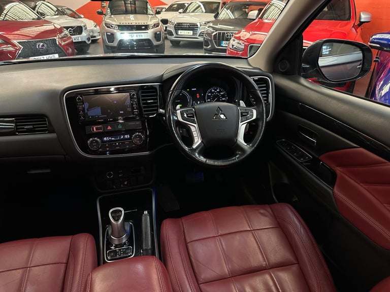  Mitsubishi Outlander 2.0h 12kWh GX5h CVT 4WD Euro 6 (s/s) 5dr Petrol/Electric Hybrid Automatic