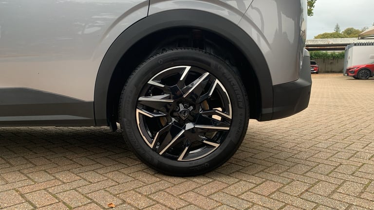 2024 Peugeot 3008 1.2 MHEV GT SUV 5dr Petrol Hybrid e-DSC Euro 6 (s/s) (136 ps) SUV Hybrid Automatic