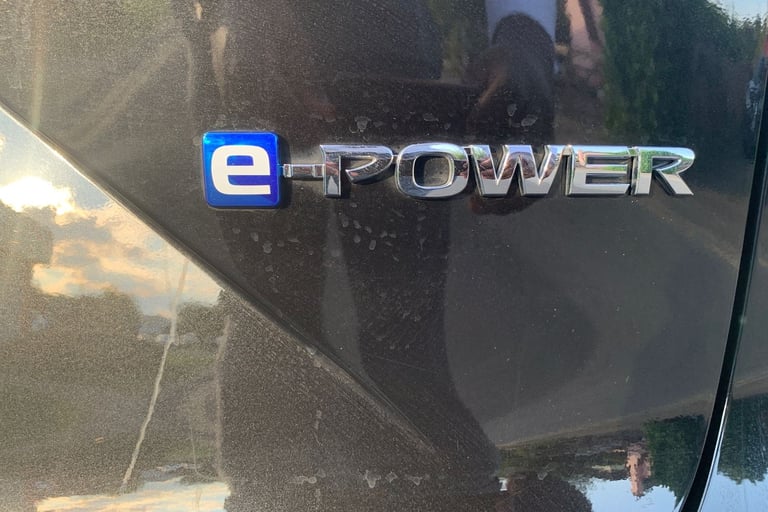 2023 Nissan Qashqai 1.5 E-Power Kuro Edition [Tech Assist] 5dr Auto Hatchback Hybrid Automatic