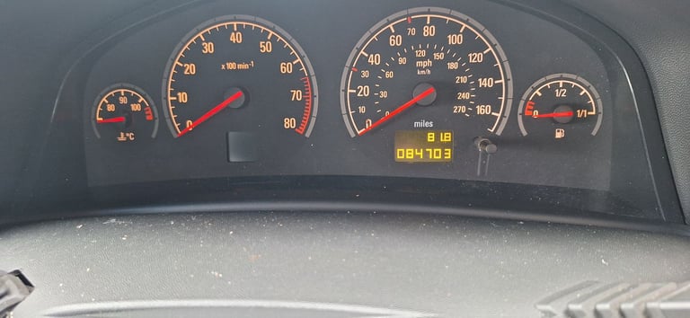 Vauxhall, Vectra Manual, 1.8 petrpl, 5 doors Ulez ULEZ CAZ No Charge Fee