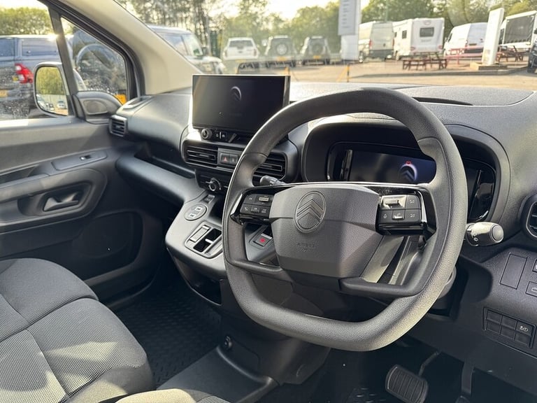2024 Citroen Berlingo 136ps Driver 52kWh with Air Con, Sat Nav, Rev Cam &amp; Cruise Control Pane...