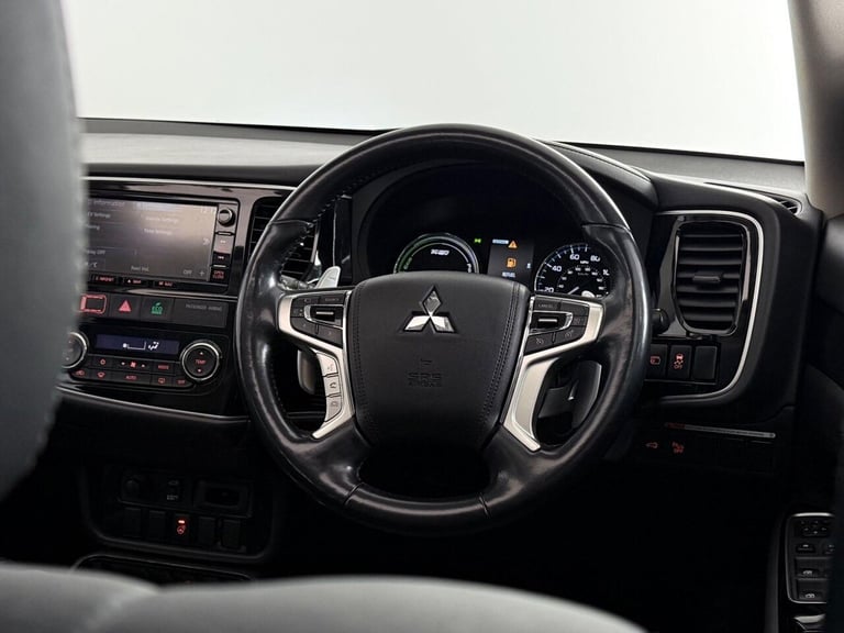 2016 Mitsubishi Outlander 2.0h 12kWh GX4h CVT 4WD Euro 6 (s/s) 5dr ESTATE PETROL/ELECTRIC Automatic