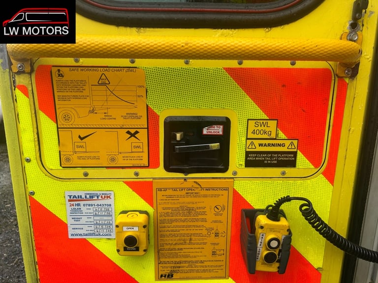 MERCEDES BENZ SPRINTER 519 CDI DIRECT EX AMBULANCE SERIVICS 2017 17 REG EURO 6