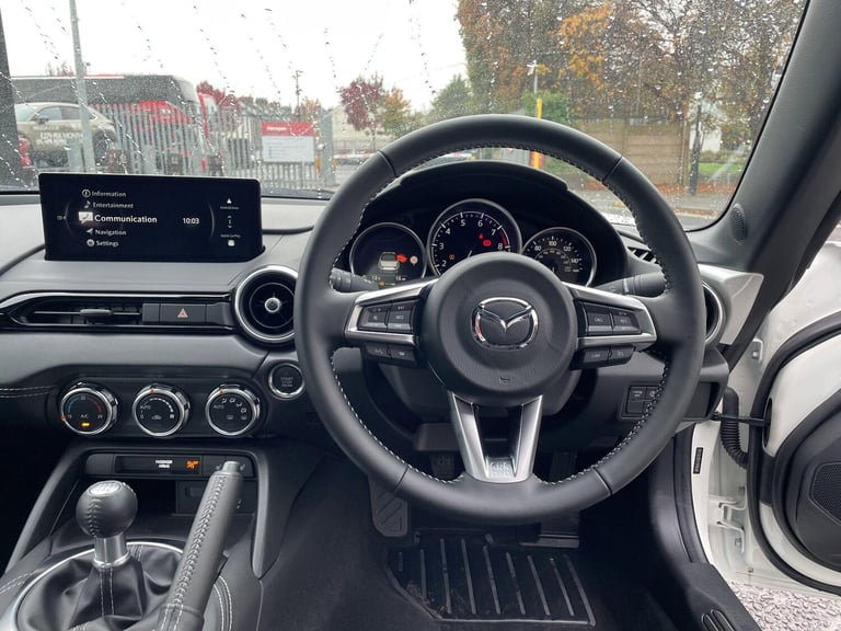 2025 Mazda MX-5 1.5 SKYACTIV-G Exclusive-Line Roadster 2dr Petrol Manual Euro 6 (s/s) (132  CONVE...