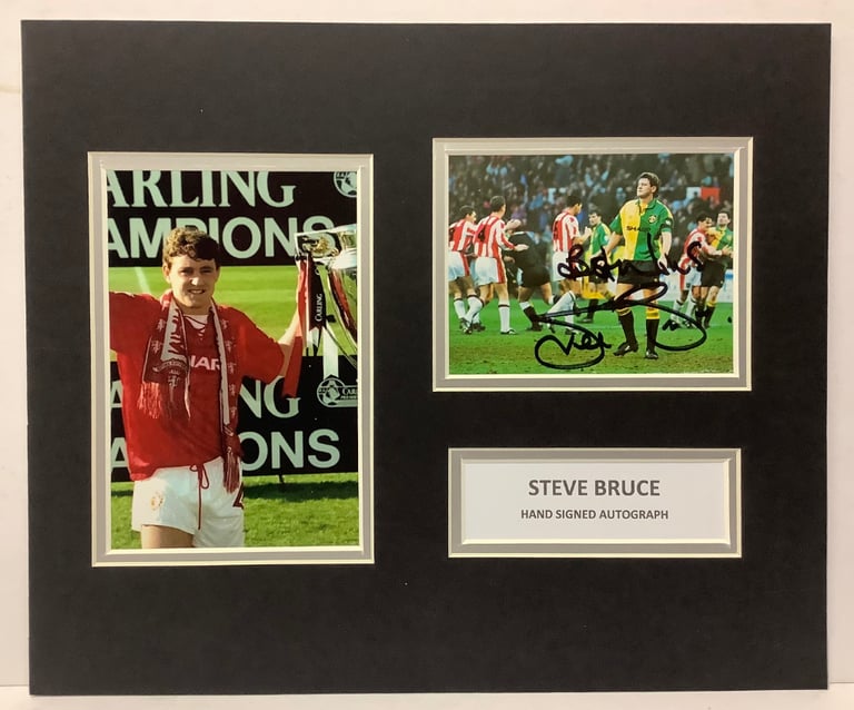 Wanted Manchester United Football Memorabilia Badges Rosettes Pennants Autographs Shirts Programmes
