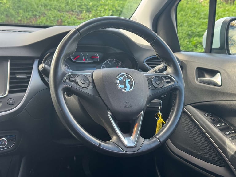 2019 Vauxhall Crossland X 1.2T ecoTec [110] SE 5dr [6 Speed] [S/S] HATCHBACK PETROL Manual