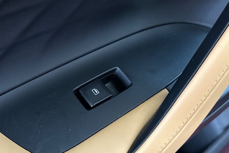 2024 MG MG HS 106290 Hatchback Petrol Manual