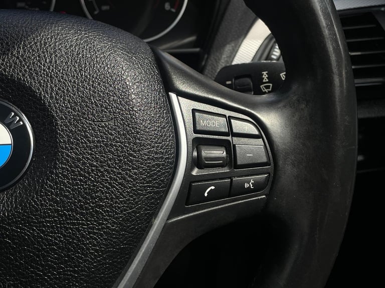 2013 BMW 1 Series 2.0 118d M Sport Auto Euro 5 (s/s) 5dr HATCHBACK Diesel Automatic