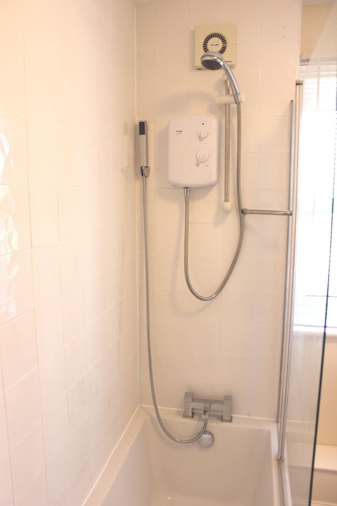 ATTENTION: Two Bedroom Apartment in Wolverhampton (Wednesfield) - Available Now!!!