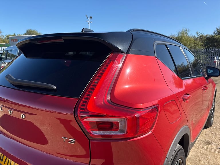 2020 Volvo XC40 1.5 T3 [163] R DESIGN 5dr Geartronic Estate PETROL Automatic