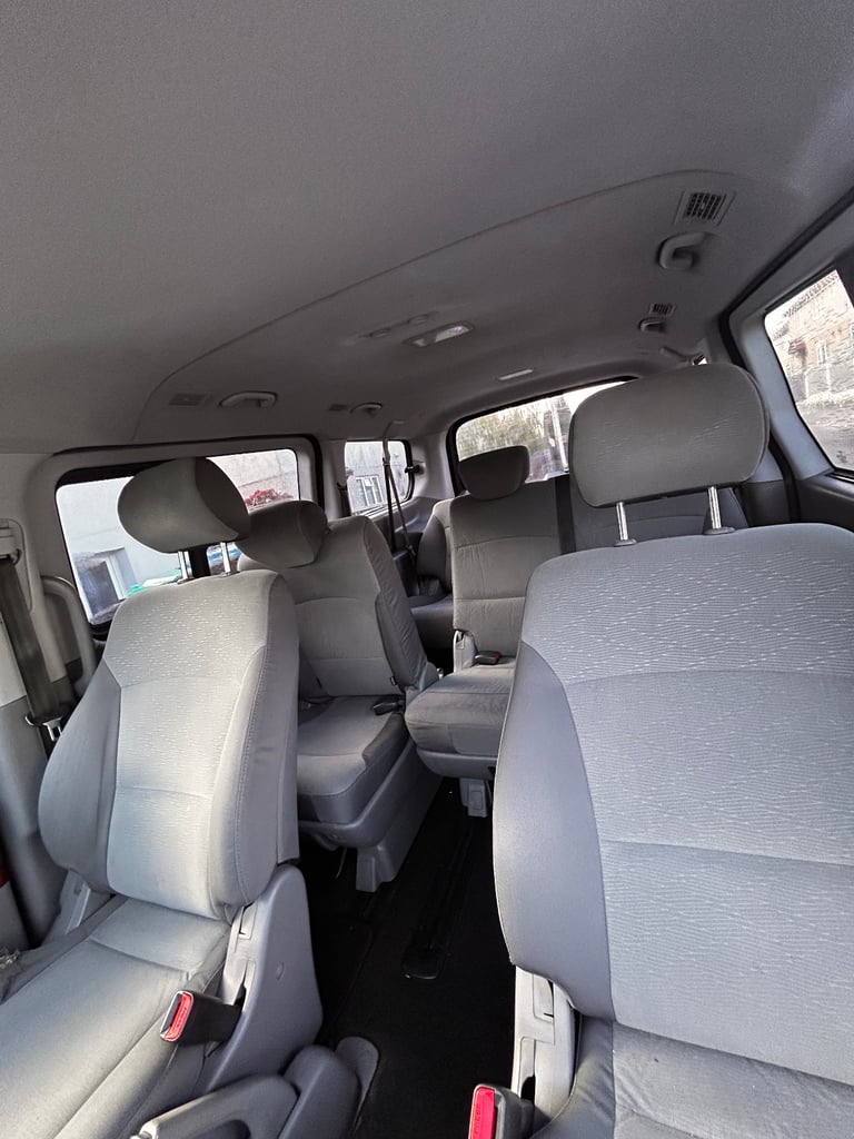 Hyundai, I800, MPV, 2011, Manual, 2497 (cc), 5 doors