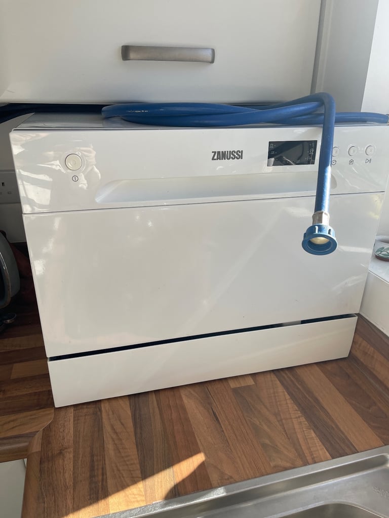 Table top dishwasher 