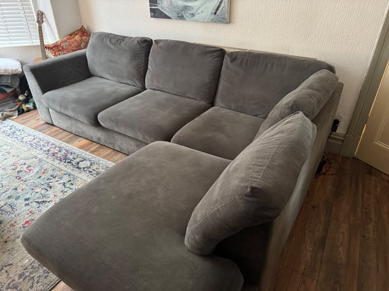 Corner sofa grey 2 years old from DFS