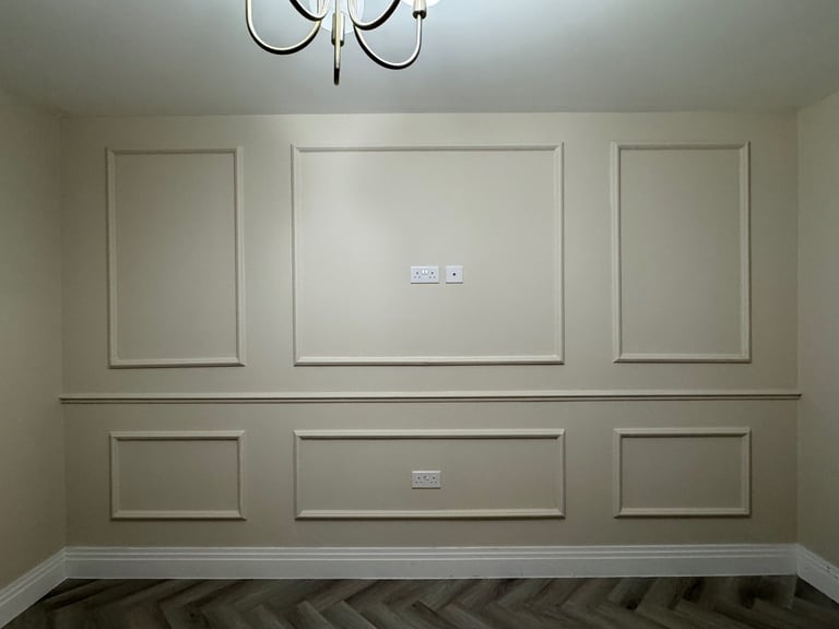 Laminate Herringbone Vinyl LVT flooring Paint Wallpaper Wall panelling 