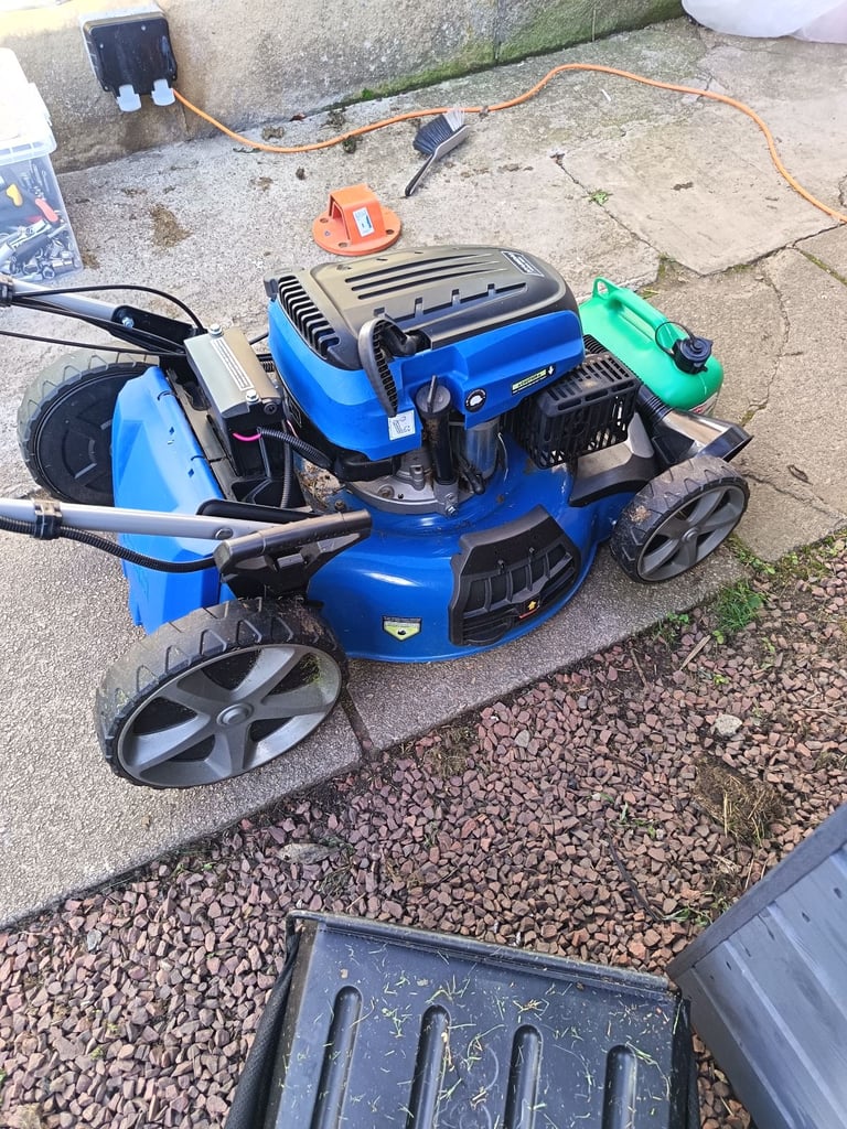 Lawn-mower for Sale Gumtree