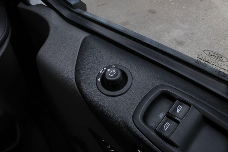 2021 Ford Transit Custom 2.0 300 EcoBlue Limited L1 H1 Euro 6 (s/s) 5dr PANEL VAN Diesel Manual