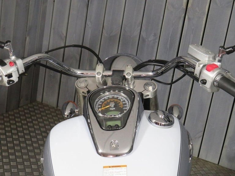 2016 65 SUZUKI INTRUDER 800