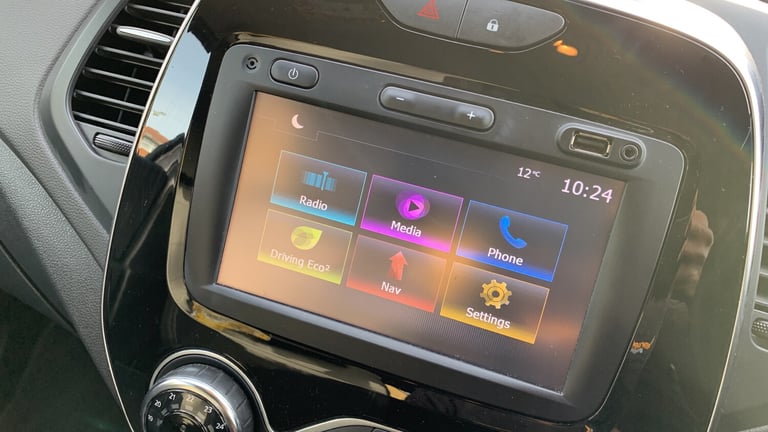 2018 Renault Captur 0.9 TCe ENERGY Iconic SUV 5dr Petrol Manual Euro 6 (s/s) (90 ps) SUV Petrol M...