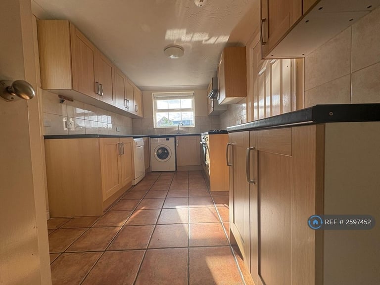 4 bedroom house in Boardman Road, Kettering, NN15 (4 bed) (#2597452)
