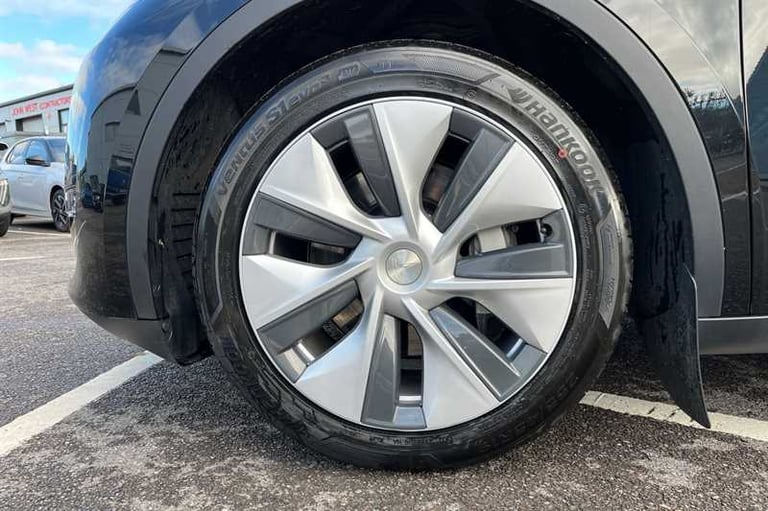 2023 Tesla Model Y (Dual Motor) Long Range SUV 5dr Electric Auto 4WDE (384 bhp) SUV Electric Auto...