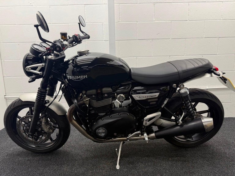 2021 Triumph Speed Twin ** Lovely Condition - Full Service History - Warranty **