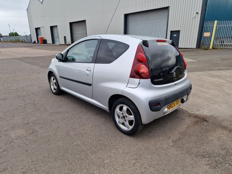 Peugeot, 107, £20 year road tax Hatchback, 2012, Manual, 998 (cc), 3 doors