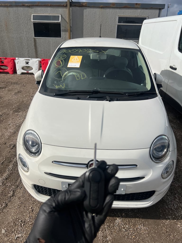 Car keys replacement locksmith 