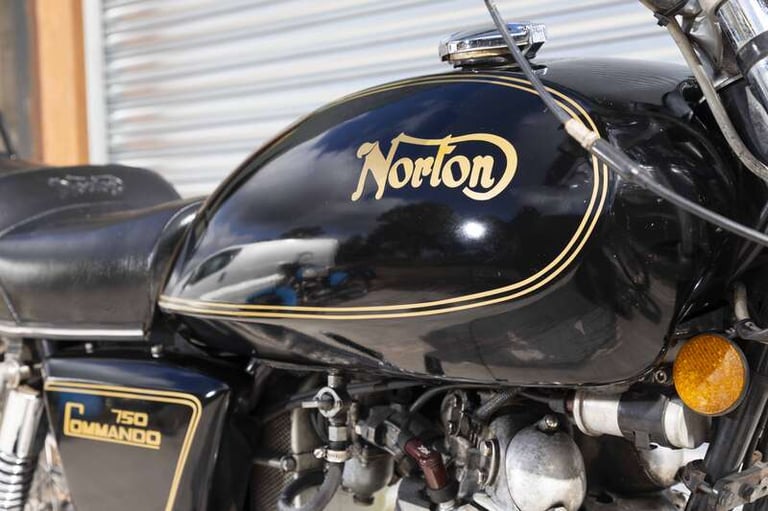 1972 NORTON 750 COMMANDO 745 PETROL Manual