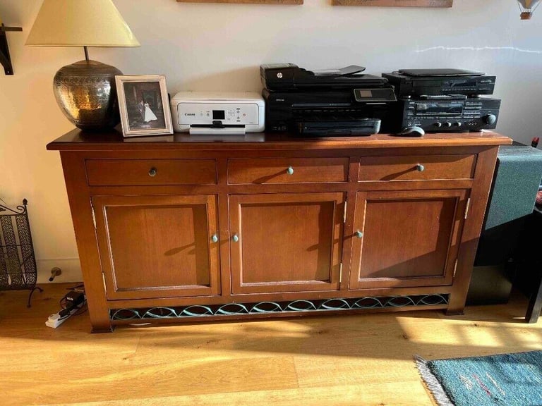 CLEARANCE Stylish solid wood sideboard in excellent condition
