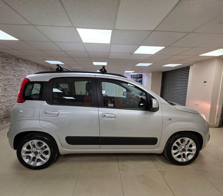 FIAT PANDA 1.2 Panda 1.2 69 Bhp Lounge Grey Manual WARRANTY 12 MONTHS MOT