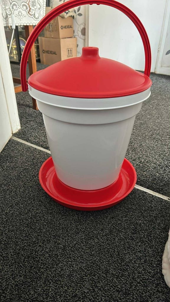 image for  Chicken Drinker - LARGE 18L Drinker 
