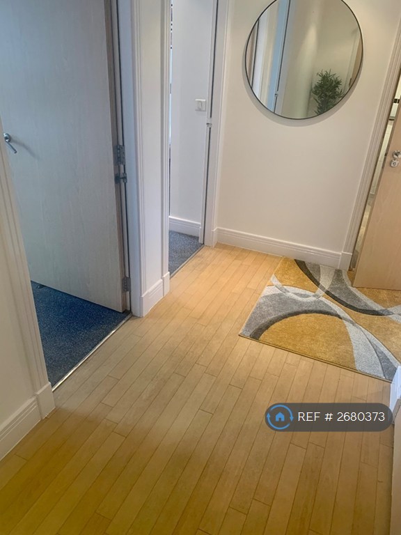 2 bedroom flat in Argyle Street, Glasgow, G2 (2 bed) (#2680373)