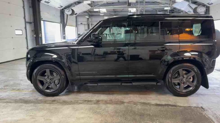2025 Land Rover Defender 110 3.0 D350 MHEV X-Dynamic SE SUV 5dr Diesel Auto 4WD Euro 6 (s/s) (350...