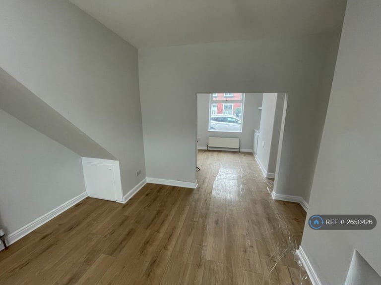 2 bedroom house in Brompton Road, Manchester, M14 (2 bed) (#2650426)