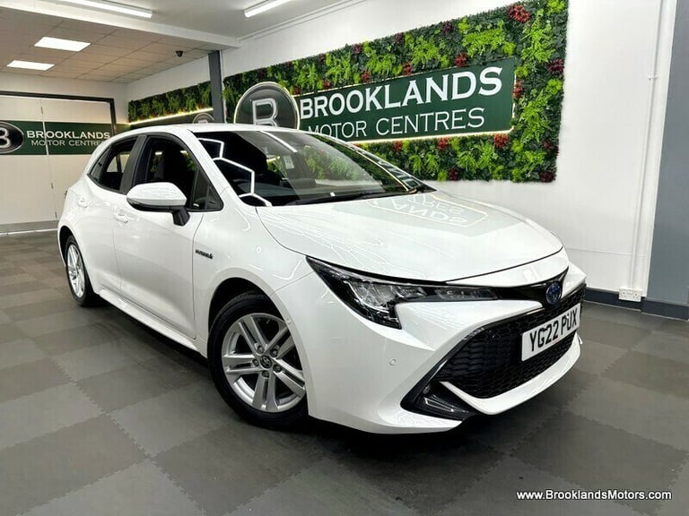 Toyota Corolla ICON TECH [SAT NAV, HEATED SEATS &amp; REVERSE CAMERA]