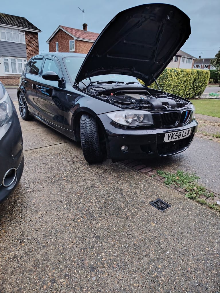 BMW, 1 SERIES, Hatchback, 2008, Manual, 1995 (cc), 5 doors