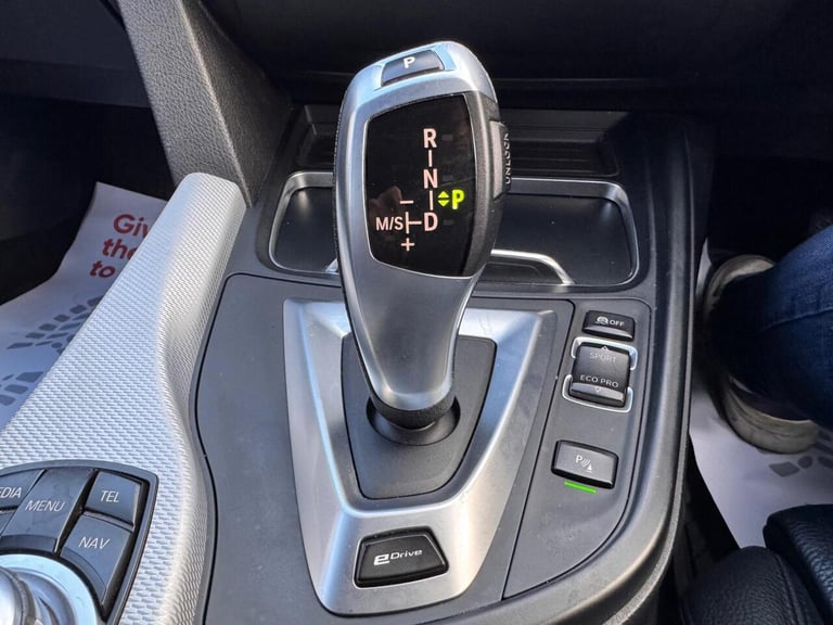 2017 BMW 3 Series Saloon (2015 - 2018) Saloon Hybrid Automatic