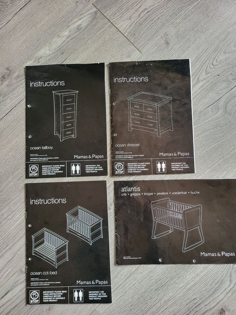 Nursery furniture set