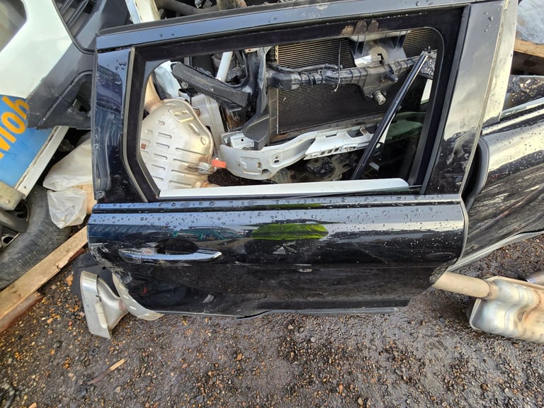 Range Rover Evoque Back Black Panel Rear Door Breaking Parts 