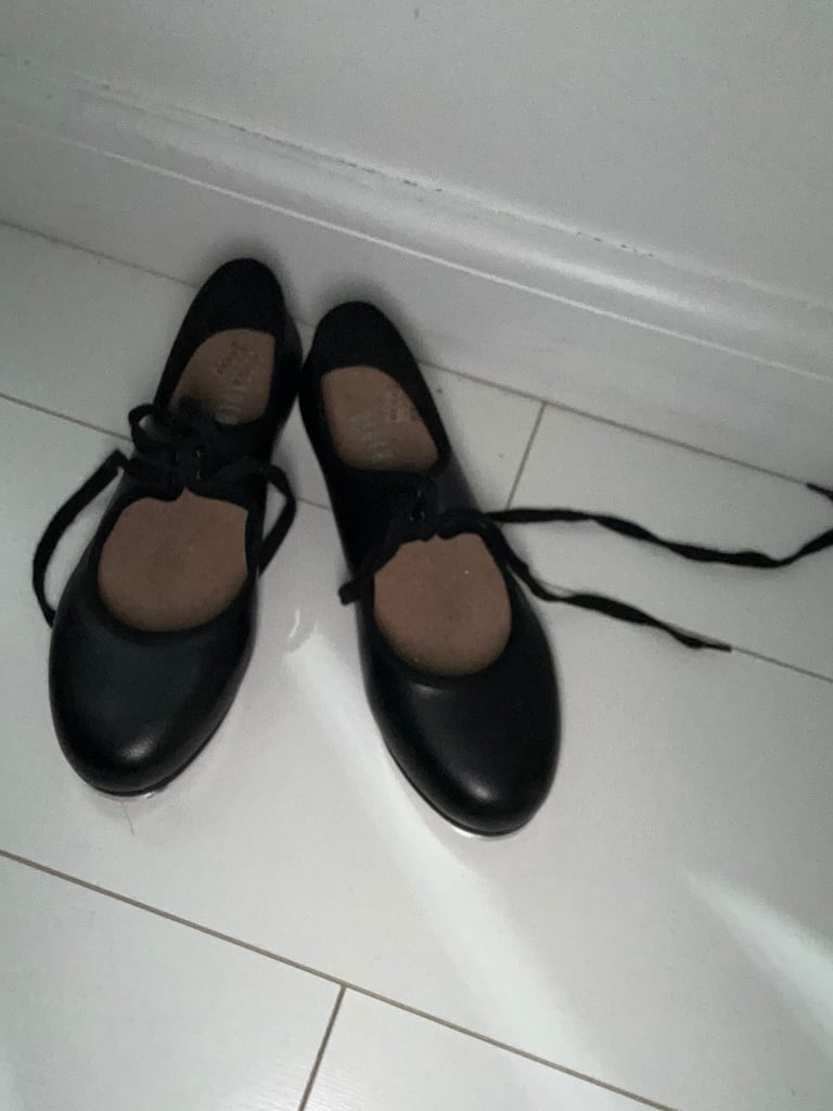 image for dance tap shoes size 3