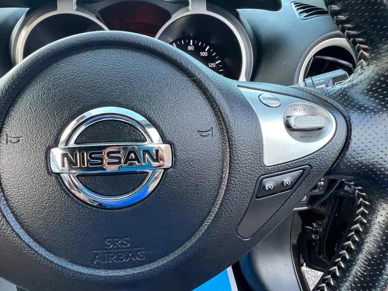 2016 Nissan Juke 1.5 dCi N-Vision SUV 5dr Diesel Manual Euro 6 (s/s) (110 ps) HATCHBACK Diesel Ma...