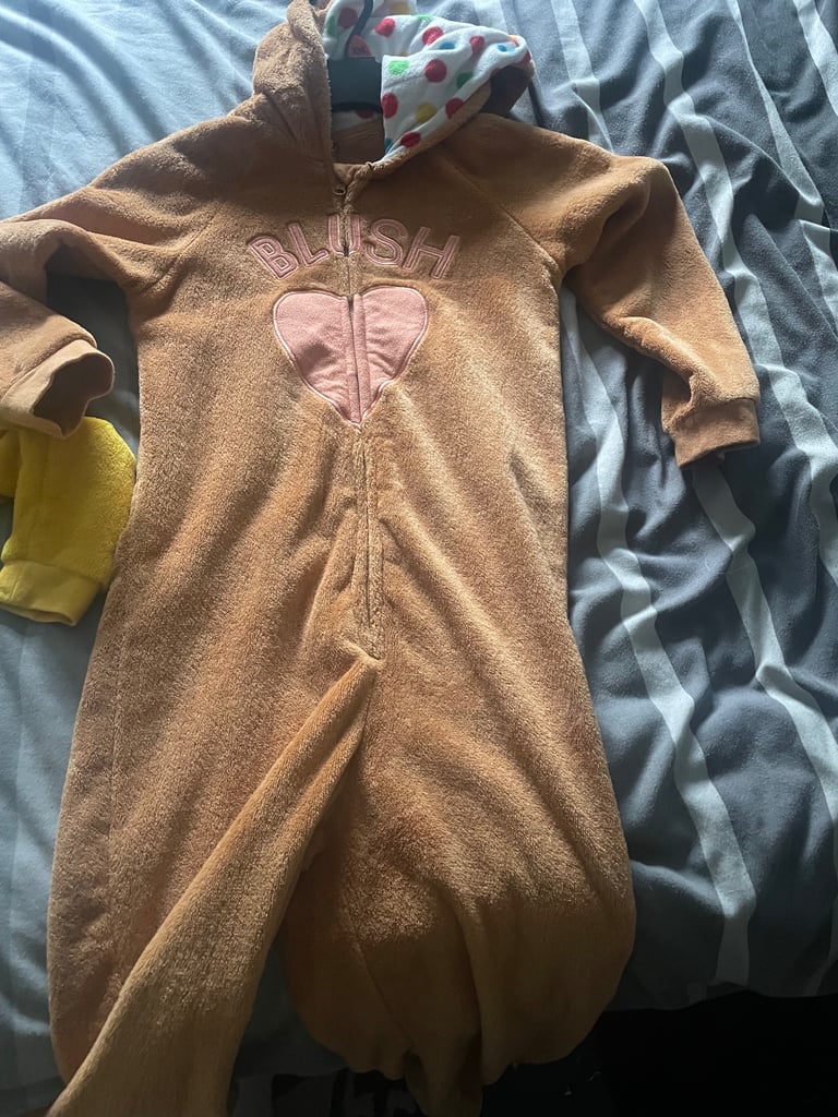 Pudsey blush onesie 8/9