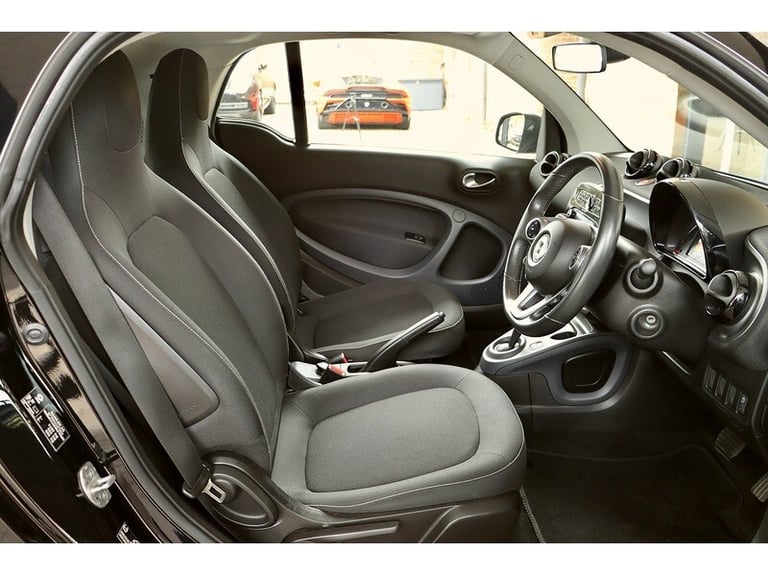 2018 smart fortwo 1.0 Passion 2dr Auto COUPE PETROL Automatic