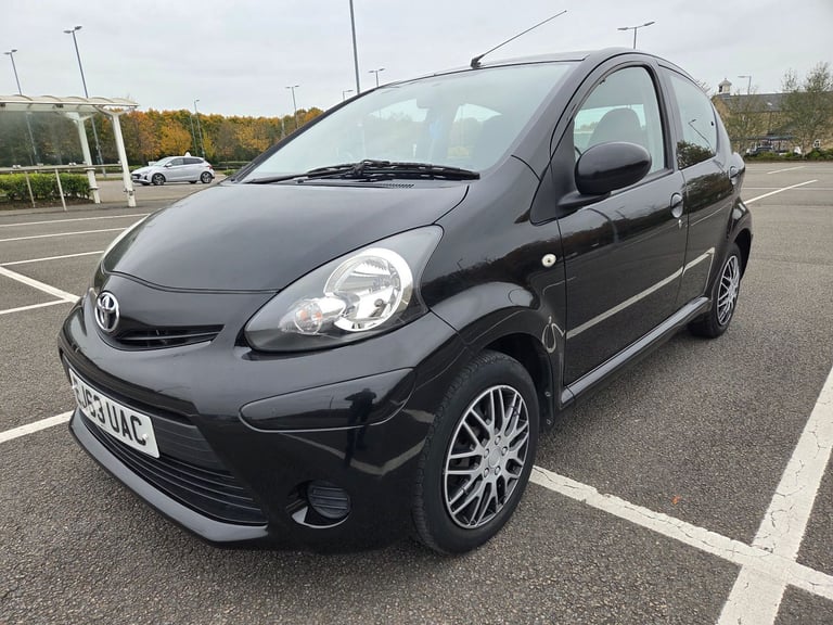 Toyota, AYGO, Hatchback, 2013, Manual, 998 (cc), 5 doors