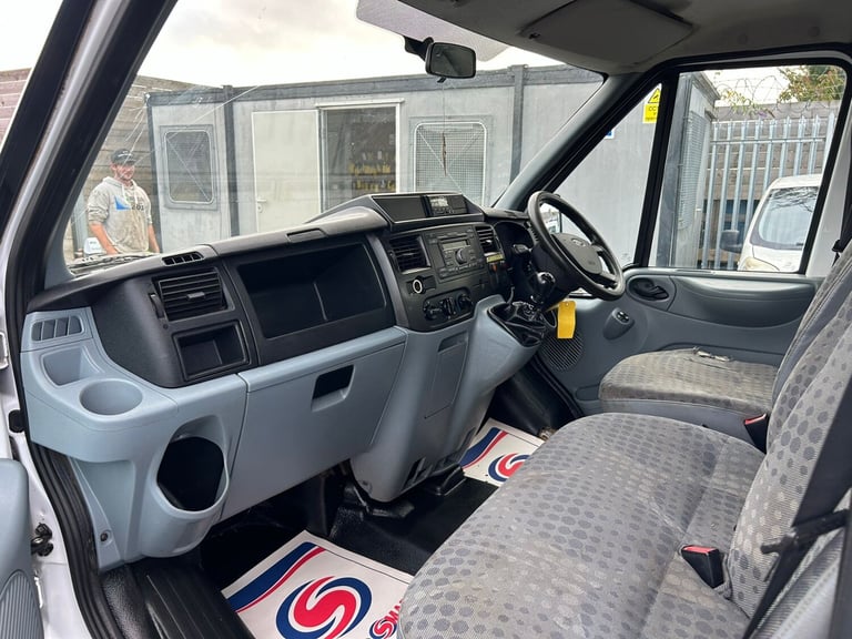 2011 Ford Transit D/Cab Chassis TDCi 140ps [DRW] NA Diesel Manual