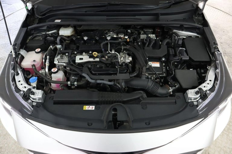 2020 Toyota Corolla 2.0 VVT-h Design Touring Sports CVT Euro 6 (s/s) 5dr Estate PETROL/ELECTRIC A...
