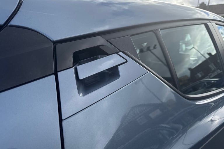 2022 Toyota C-HR 1.8 VVT-h Icon CVT Euro 6 (s/s) 5dr SUV PETROL/ELECTRIC Automatic