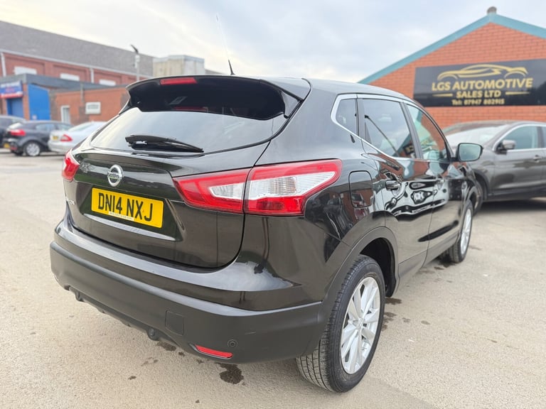 2014 Nissan Qashqai 1.2 DiG-T Acenta Premium 5dr HATCHBACK Petrol Manual