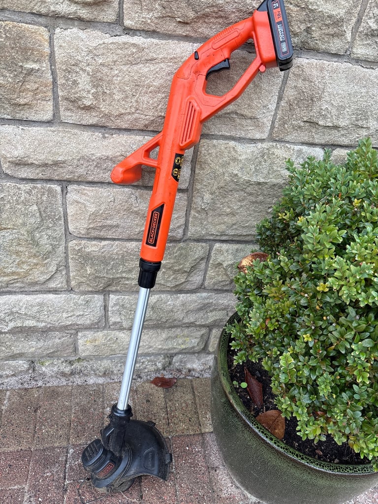 image for Black and Decker battery grass strimmer.