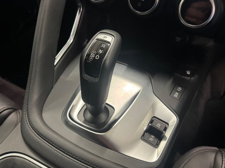 2019 Jaguar E-Pace 2.0d S 5dr Auto ESTATE DIESEL Automatic